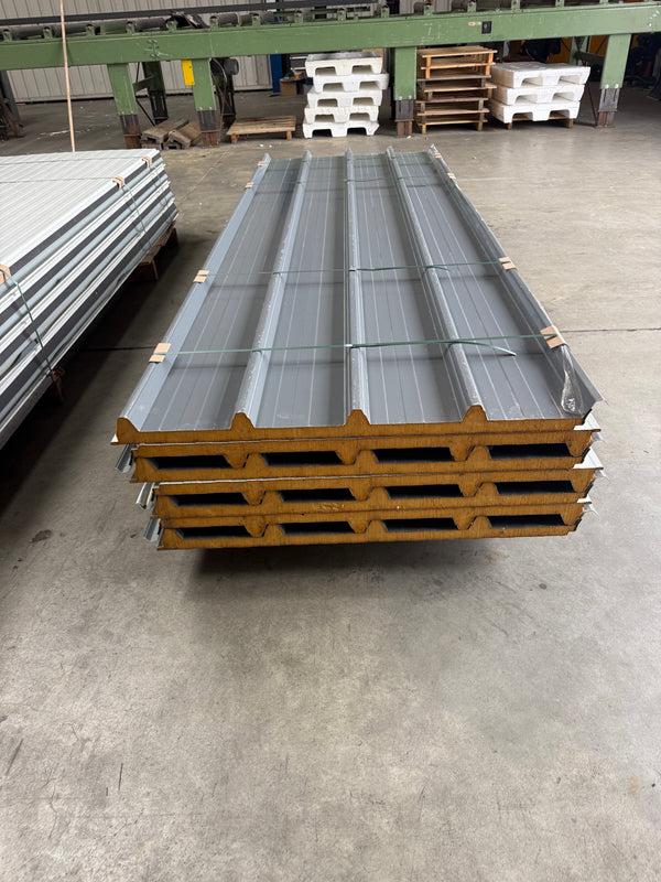 Paket #227 Sandwichplatten Dach 7 x 3,00 m Kernstärke 30 mm