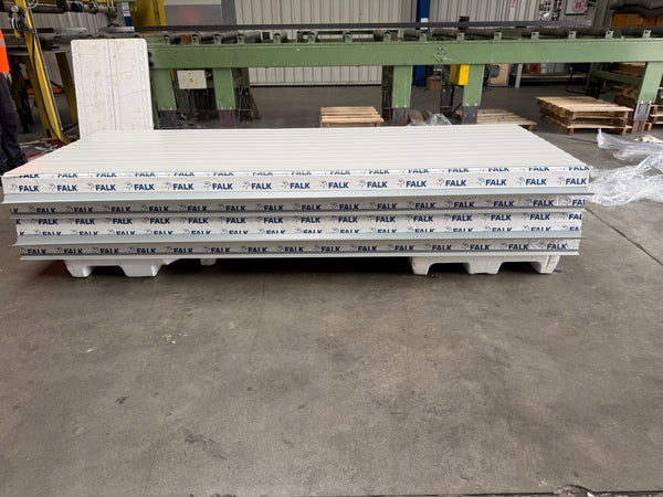 Paket #241 Sandwichplatten Dach 4 x 3,00 m Kernstärke 100 mm