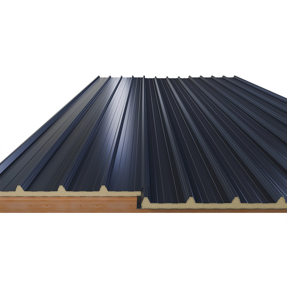 Sandwichplatten Dach in Anthrazit verlegt
