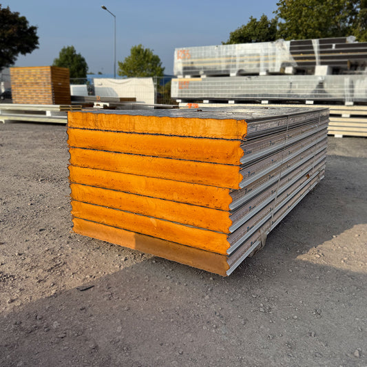 Sonderposten Paket Sandwichwand mit einer Stärke von 120 mm