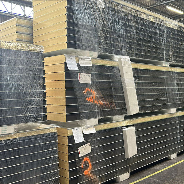 Sandwichplatten Wand 120 mm Anthrazit 2. Wahl sichtbare Verschraubung