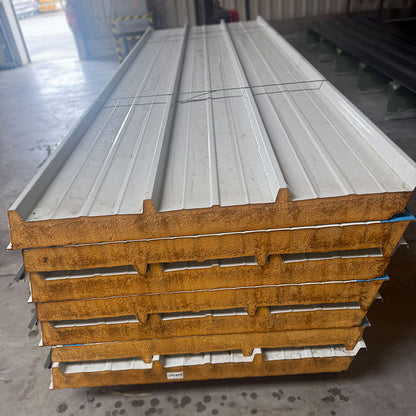 Paket Sandwichdach Dachplatten